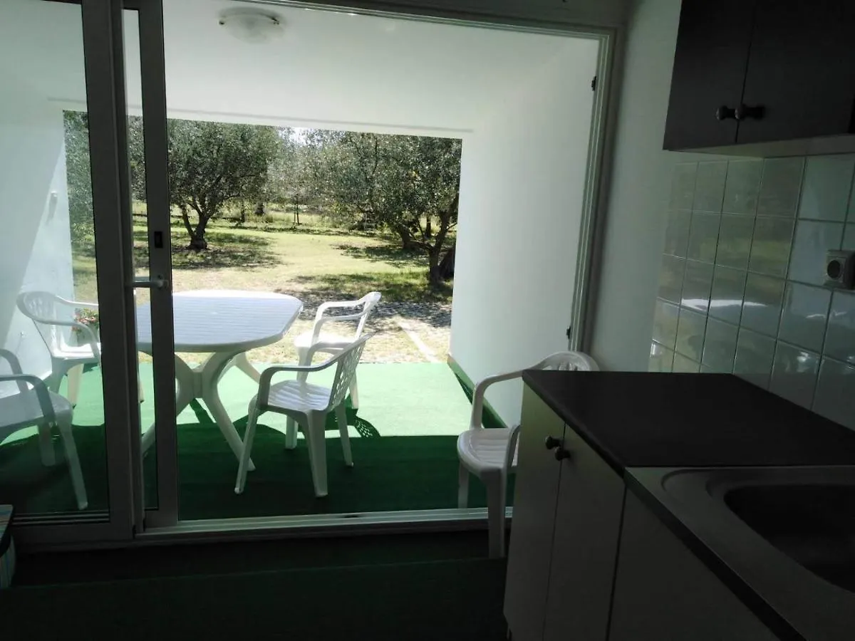 Apartments Free Parking Big Garden بيروغ كرواتيا